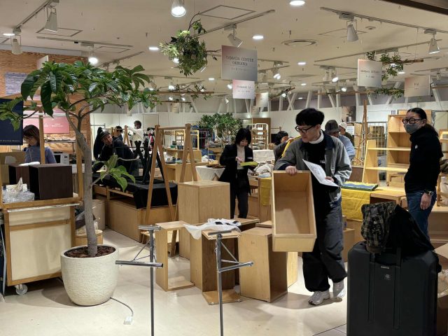 阪急うめだ本店にきています。