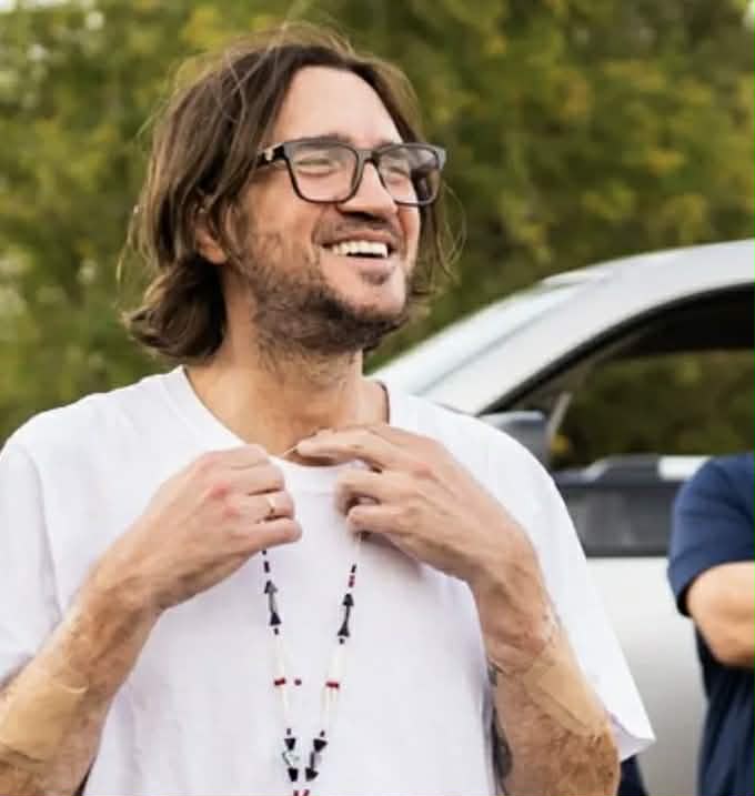 b5680309-16c1-474e-a5b9-29b528d97277